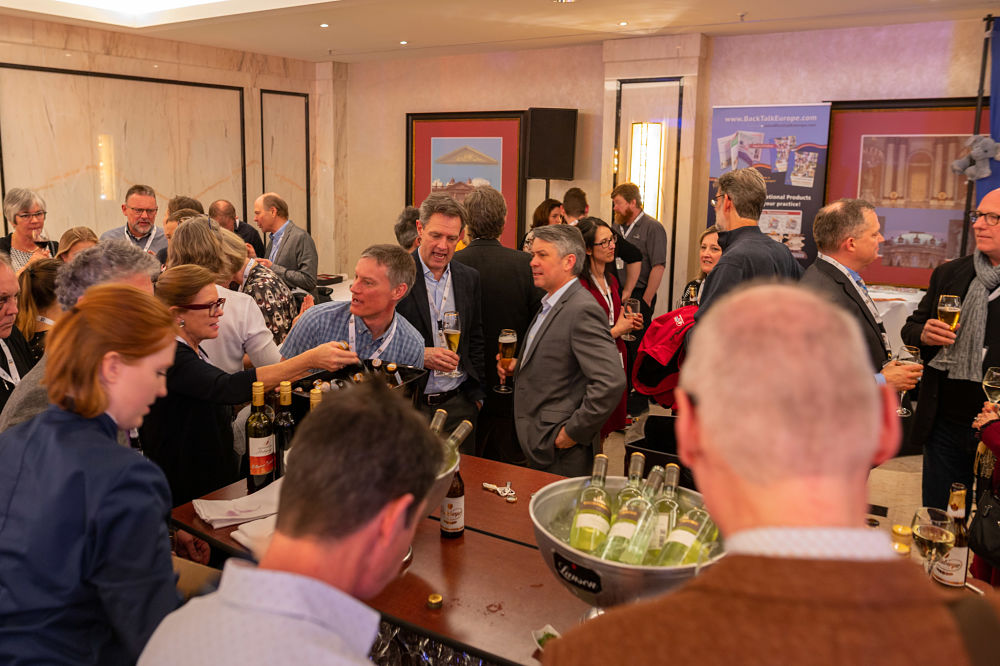 People drinking and socialising during the EPIC2019 convention in Berlin
